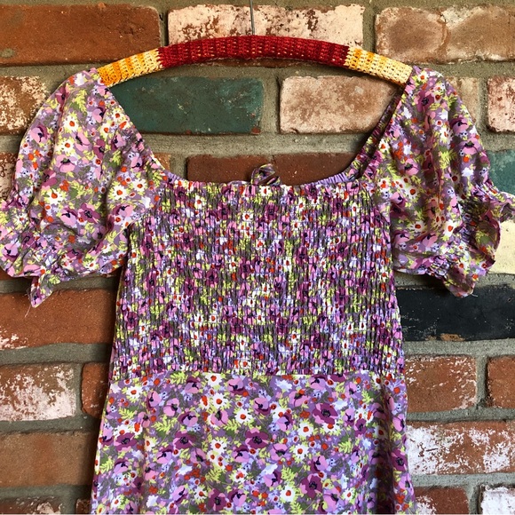 O.P.T One Pretty Time Go on A Date Floral Puff Sleeve Midi Dress - Picture 7 of 10